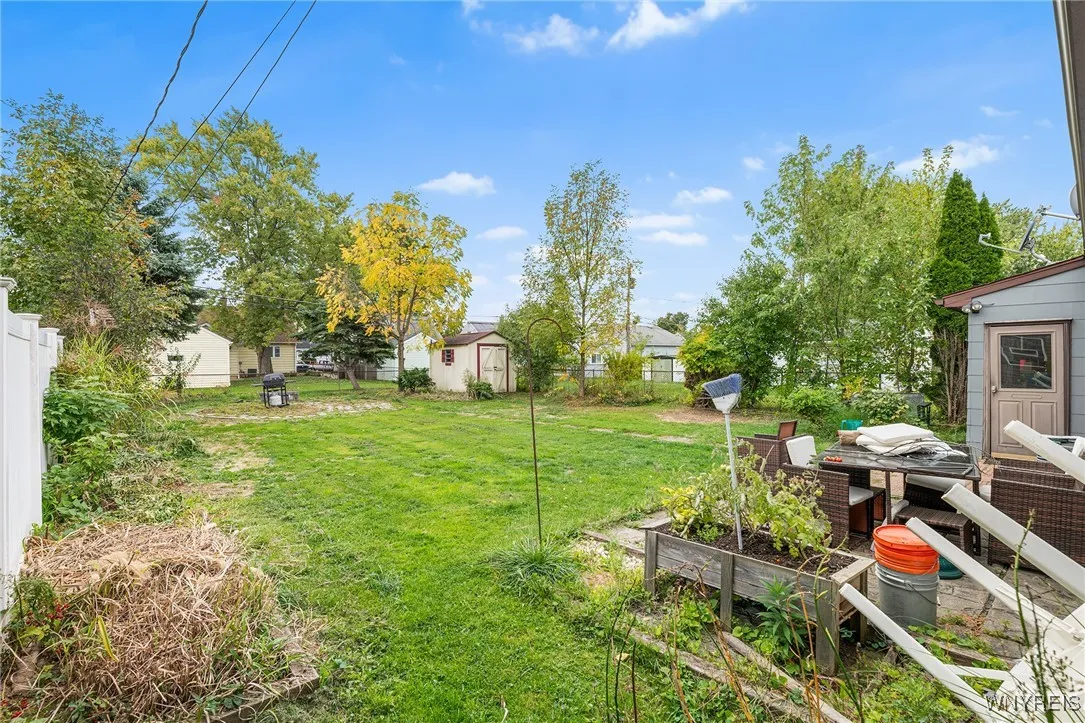 95 Fontaine Drive, Cheektowaga, New York 14215, Cheektowaga, New York 14215, 4 Bedrooms Bedrooms, 7 Rooms Rooms,2 BathroomsBathrooms,Residential,For Sale,95 Fontaine Drive, Cheektowaga, New York 14215,0,B1646524