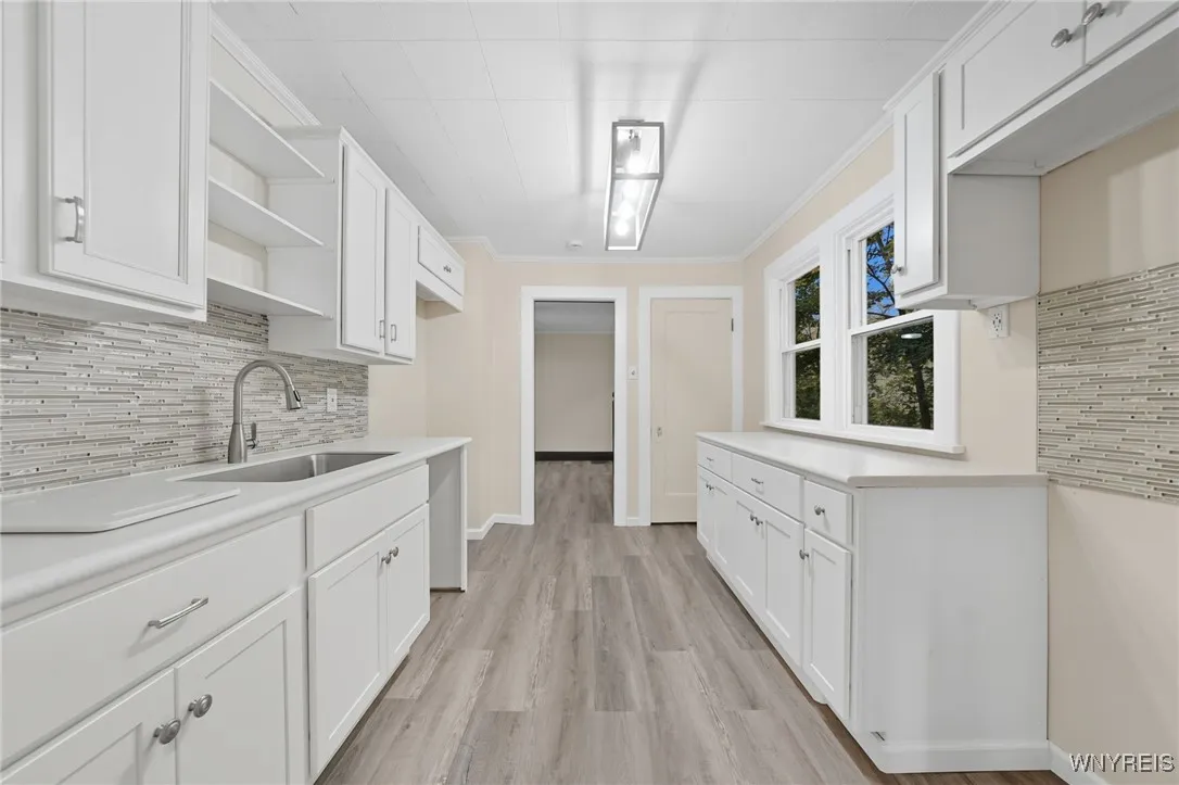 2155 Lakeview Road, Hamburg, New York 14085, Hamburg, New York 14085, 3 Bedrooms Bedrooms, 8 Rooms Rooms,1 BathroomBathrooms,Residential,For Sale,2155 Lakeview Road, Hamburg, New York 14085,0,B1646485