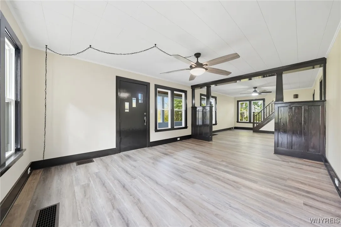 2155 Lakeview Road, Hamburg, New York 14085, Hamburg, New York 14085, 3 Bedrooms Bedrooms, 8 Rooms Rooms,1 BathroomBathrooms,Residential,For Sale,2155 Lakeview Road, Hamburg, New York 14085,0,B1646485