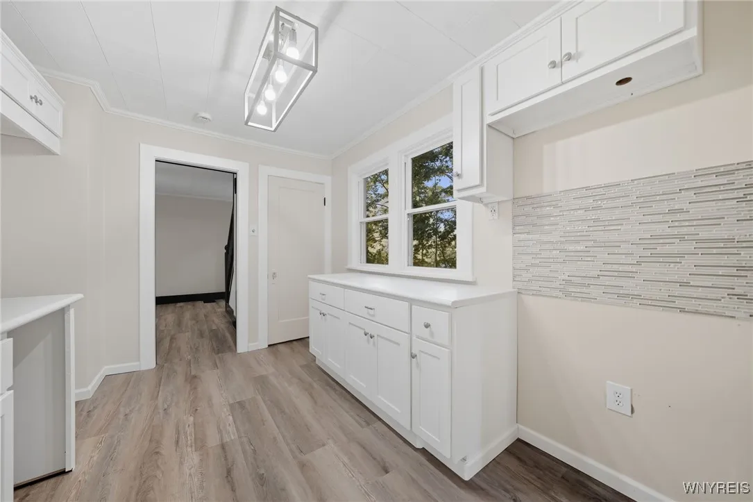 2155 Lakeview Road, Hamburg, New York 14085, Hamburg, New York 14085, 3 Bedrooms Bedrooms, 8 Rooms Rooms,1 BathroomBathrooms,Residential,For Sale,2155 Lakeview Road, Hamburg, New York 14085,0,B1646485