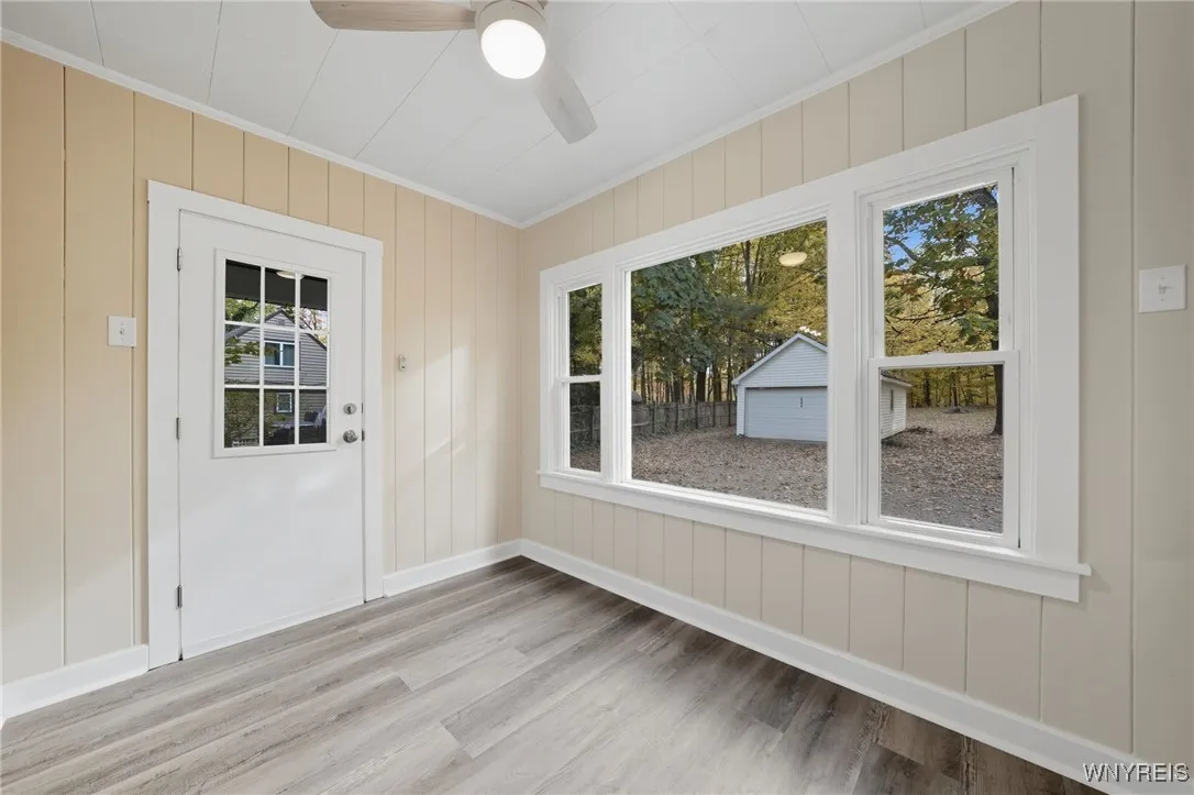 2155 Lakeview Road, Hamburg, New York 14085, Hamburg, New York 14085, 3 Bedrooms Bedrooms, 8 Rooms Rooms,1 BathroomBathrooms,Residential,For Sale,2155 Lakeview Road, Hamburg, New York 14085,0,B1646485