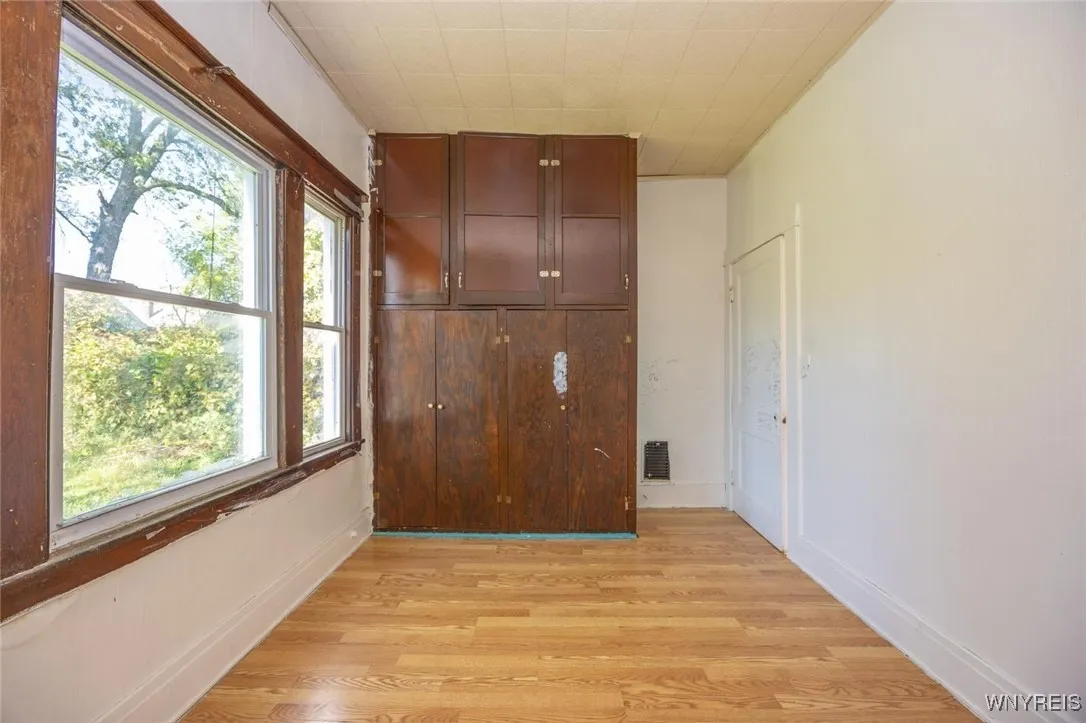 154 Hagen Street, Buffalo, New York 14215, Buffalo, New York 14215, 7 Bedrooms Bedrooms, ,2 BathroomsBathrooms,Residential,For Sale,154 Hagen Street, Buffalo, New York 14215,0,B1646659