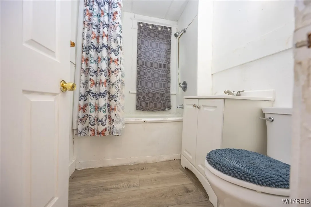 154 Hagen Street, Buffalo, New York 14215, Buffalo, New York 14215, 7 Bedrooms Bedrooms, ,2 BathroomsBathrooms,Residential,For Sale,154 Hagen Street, Buffalo, New York 14215,0,B1646659