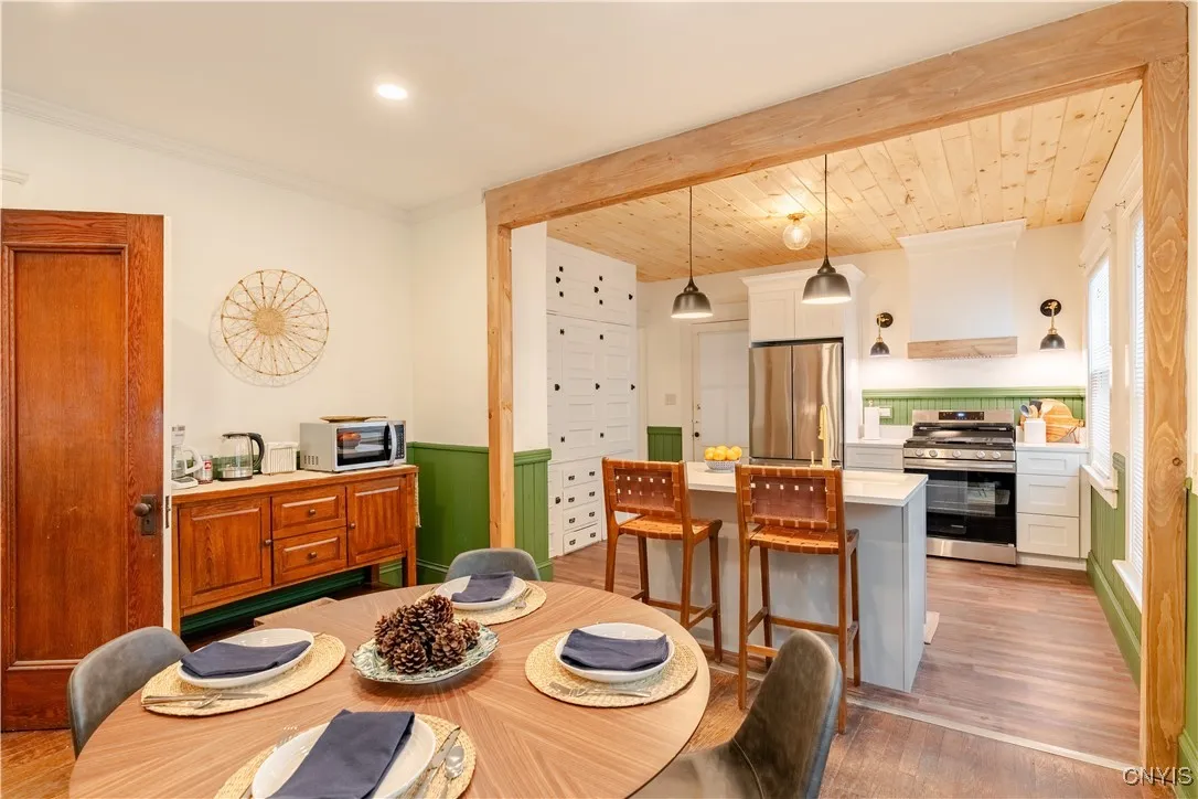 134 Harvard Place, Syracuse, New York 13210, Syracuse, New York 13210, 6 Bedrooms Bedrooms, ,2 BathroomsBathrooms,Residential,For Sale,134 Harvard Place, Syracuse, New York 13210,0,S1646067