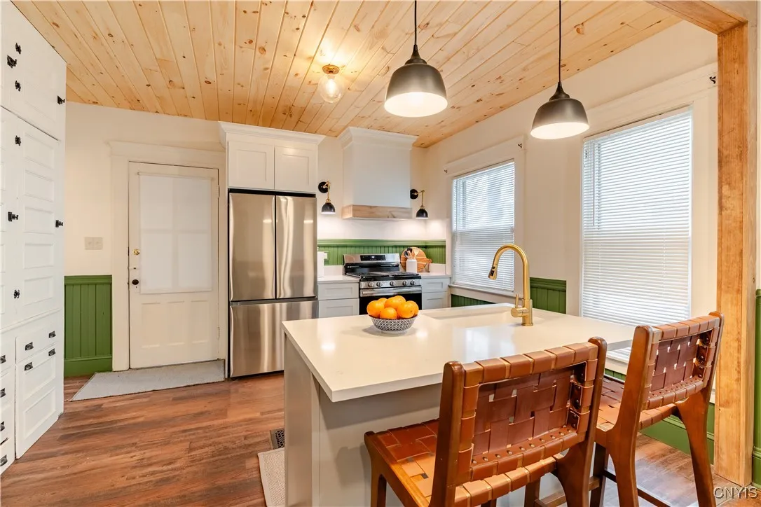 134 Harvard Place, Syracuse, New York 13210, Syracuse, New York 13210, 6 Bedrooms Bedrooms, ,2 BathroomsBathrooms,Residential,For Sale,134 Harvard Place, Syracuse, New York 13210,0,S1646067