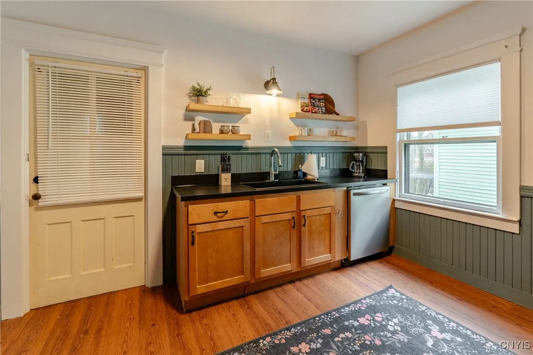 134 Harvard Place, Syracuse, New York 13210, Syracuse, New York 13210, 6 Bedrooms Bedrooms, ,2 BathroomsBathrooms,Residential,For Sale,134 Harvard Place, Syracuse, New York 13210,0,S1646067