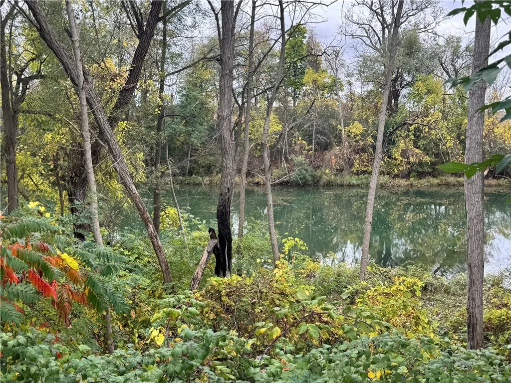 2040-2044 Routes 5 & 20, Seneca Falls, New Yor, Seneca Falls, New York 13148, ,Commercial Sale,For Sale,2040-2044 Routes 5 & 20, Seneca Falls, New Yor,0,R1646733