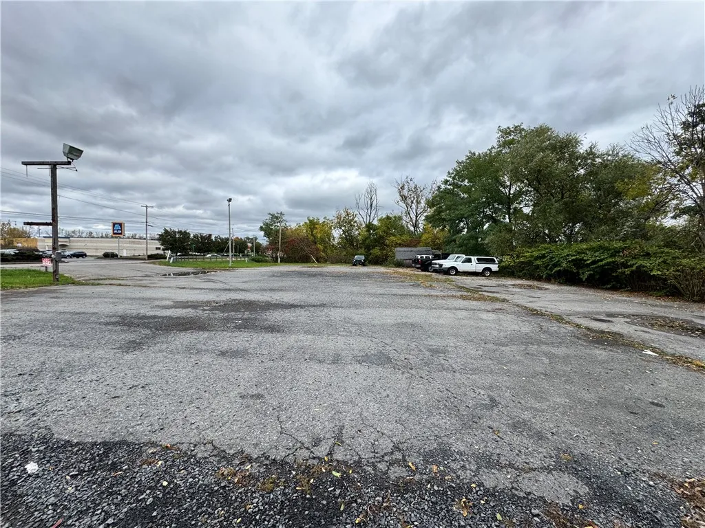 2040-2044 Routes 5 & 20, Seneca Falls, New Yor, Seneca Falls, New York 13148, ,Commercial Sale,For Sale,2040-2044 Routes 5 & 20, Seneca Falls, New Yor,0,R1646733