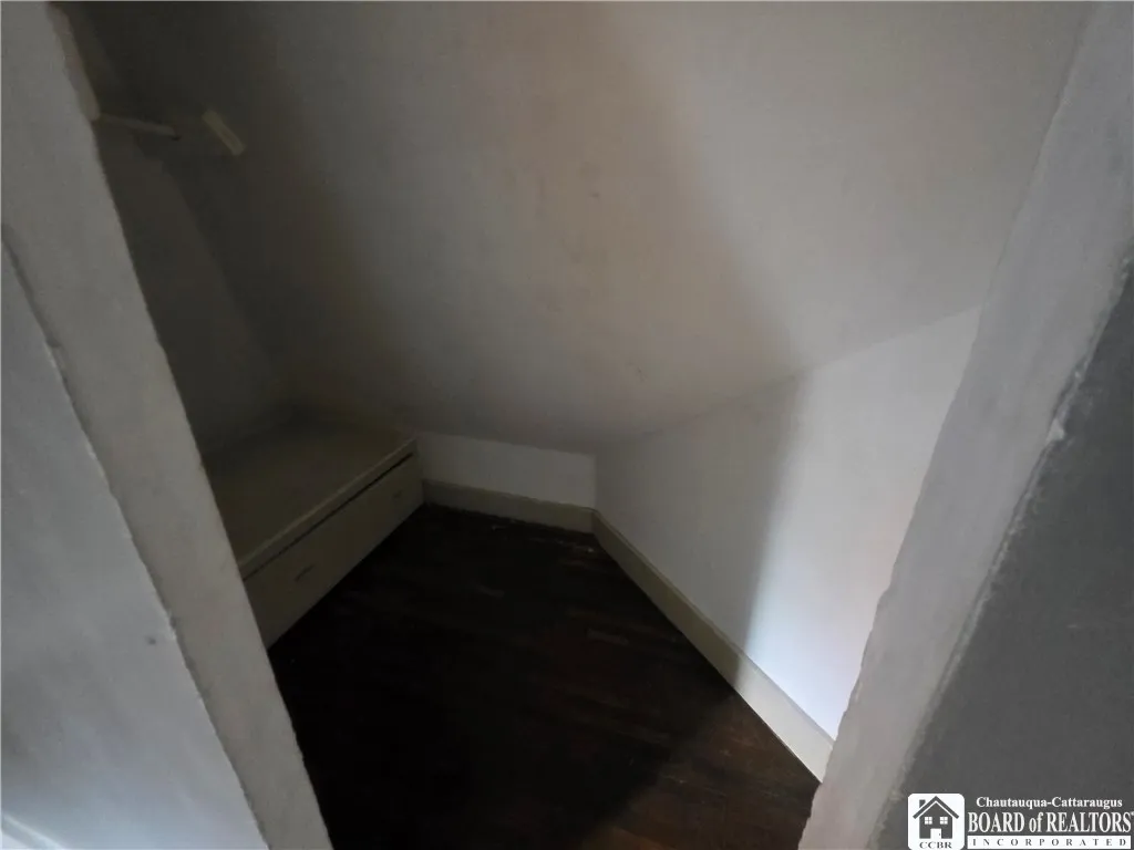 329 Crossman Street, Jamestown, New York 14701, Jamestown, New York 14701, 1 Bedroom Bedrooms, 3 Rooms Rooms,1 BathroomBathrooms,Residential Lease,For Rent,329 Crossman Street, Jamestown, New York 14701,0,R1646763