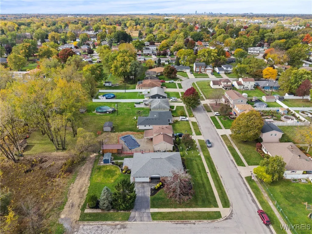 84 Annette Drive, West Seneca, New York 14224, West Seneca, New York 14224, 3 Bedrooms Bedrooms, 7 Rooms Rooms,1 BathroomBathrooms,Residential,For Sale,84 Annette Drive, West Seneca, New York 14224,0,B1646695