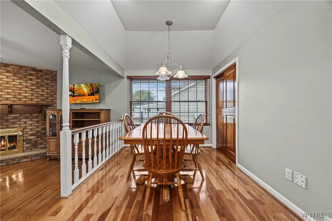 84 Annette Drive, West Seneca, New York 14224, West Seneca, New York 14224, 3 Bedrooms Bedrooms, 7 Rooms Rooms,1 BathroomBathrooms,Residential,For Sale,84 Annette Drive, West Seneca, New York 14224,0,B1646695