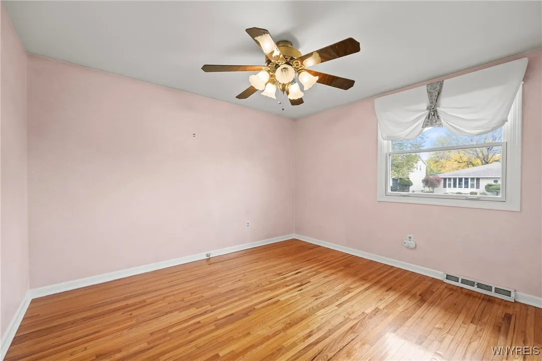 84 Annette Drive, West Seneca, New York 14224, West Seneca, New York 14224, 3 Bedrooms Bedrooms, 7 Rooms Rooms,1 BathroomBathrooms,Residential,For Sale,84 Annette Drive, West Seneca, New York 14224,0,B1646695