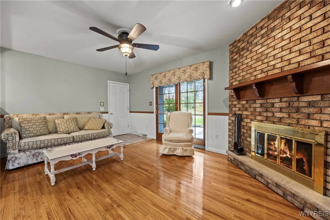 84 Annette Drive, West Seneca, New York 14224, West Seneca, New York 14224, 3 Bedrooms Bedrooms, 7 Rooms Rooms,1 BathroomBathrooms,Residential,For Sale,84 Annette Drive, West Seneca, New York 14224,0,B1646695