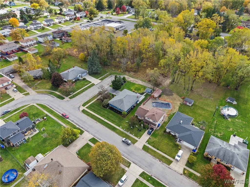 84 Annette Drive, West Seneca, New York 14224, West Seneca, New York 14224, 3 Bedrooms Bedrooms, 7 Rooms Rooms,1 BathroomBathrooms,Residential,For Sale,84 Annette Drive, West Seneca, New York 14224,0,B1646695