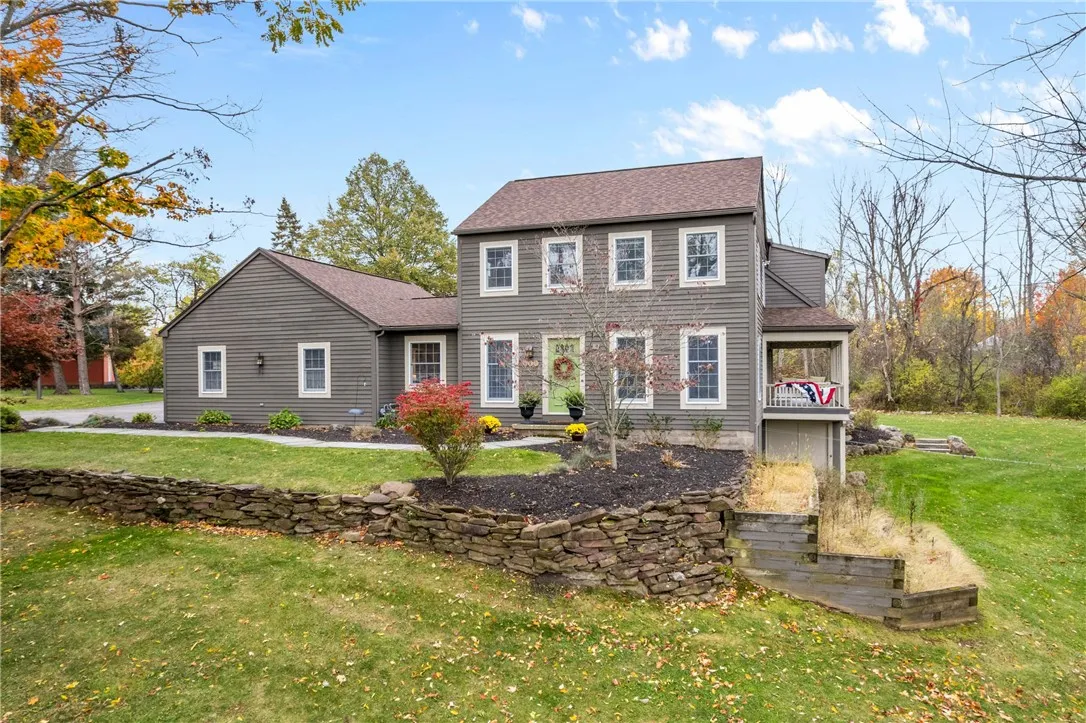 385 Basket Road, Webster, New York 14580, Webster, New York 14580, 4 Bedrooms Bedrooms, 11 Rooms Rooms,3 BathroomsBathrooms,Residential,For Sale,385 Basket Road, Webster, New York 14580,0,R1644960