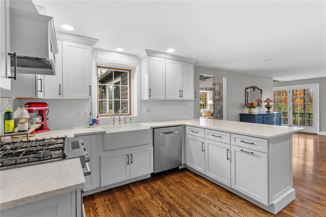 385 Basket Road, Webster, New York 14580, Webster, New York 14580, 4 Bedrooms Bedrooms, 11 Rooms Rooms,3 BathroomsBathrooms,Residential,For Sale,385 Basket Road, Webster, New York 14580,0,R1644960