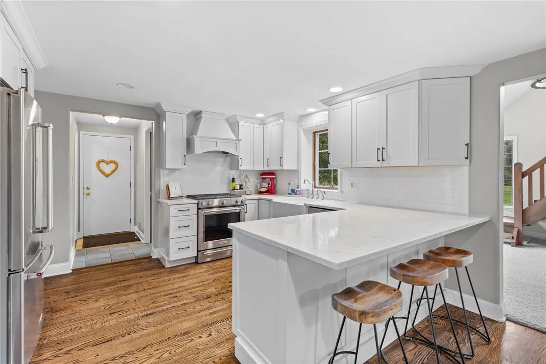385 Basket Road, Webster, New York 14580, Webster, New York 14580, 4 Bedrooms Bedrooms, 11 Rooms Rooms,3 BathroomsBathrooms,Residential,For Sale,385 Basket Road, Webster, New York 14580,0,R1644960