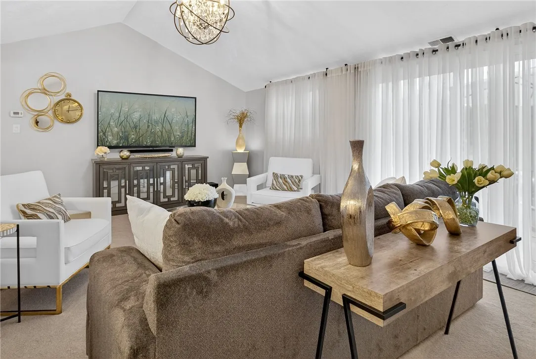 27-8 Great Wood Court 8, Perinton, New York 14450, Perinton, New York 14450, 1 Bedroom Bedrooms, 4 Rooms Rooms,1 BathroomBathrooms,Residential,Closed,27-8 Great Wood Court 8, Perinton, New York 14450,0,R1644192