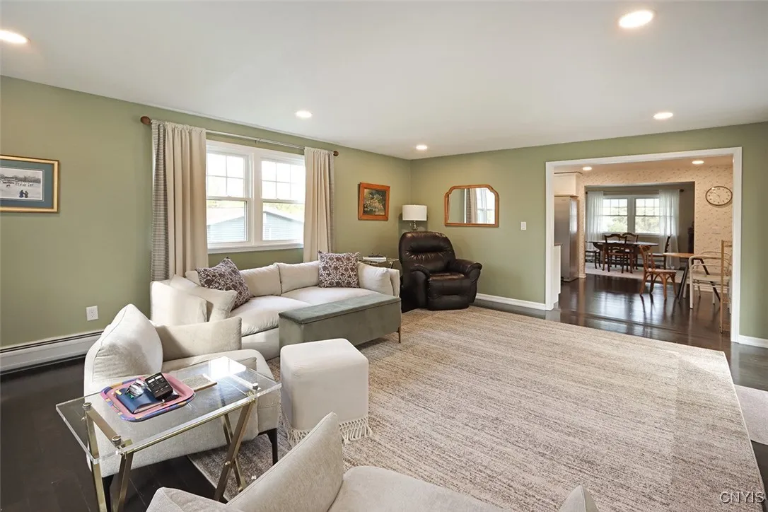 6 Brister Avenue, Auburn, New York 13021, Auburn, New York 13021, 3 Bedrooms Bedrooms, 9 Rooms Rooms,1 BathroomBathrooms,Residential,For Sale,6 Brister Avenue, Auburn, New York 13021,0,S1645443