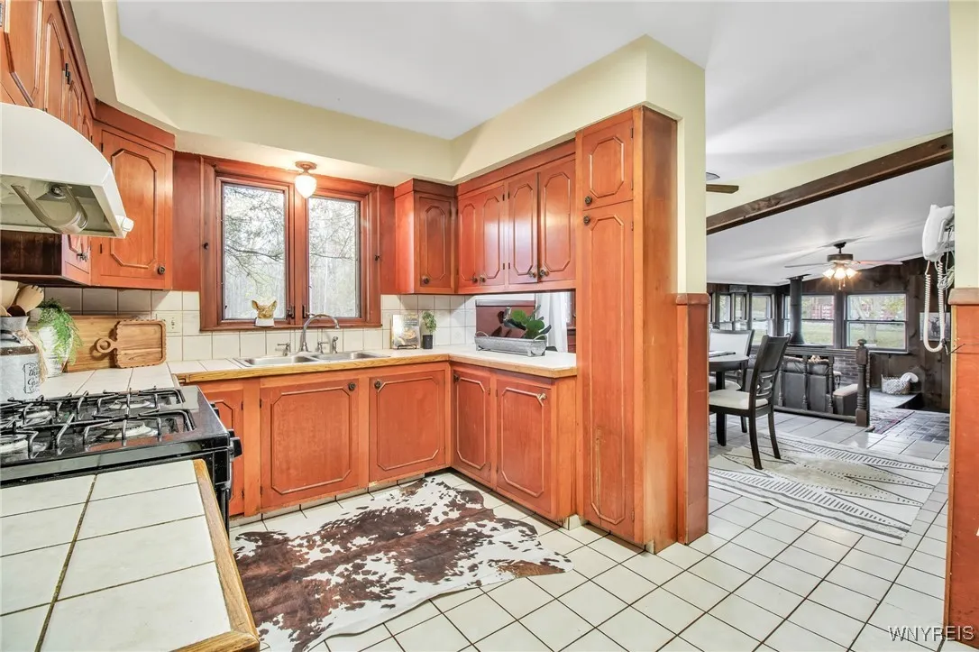 2750 Dodge Road, Amherst, New York 14051, Amherst, New York 14051, 4 Bedrooms Bedrooms, 12 Rooms Rooms,1 BathroomBathrooms,Residential,For Sale,2750 Dodge Road, Amherst, New York 14051,0,B1646660