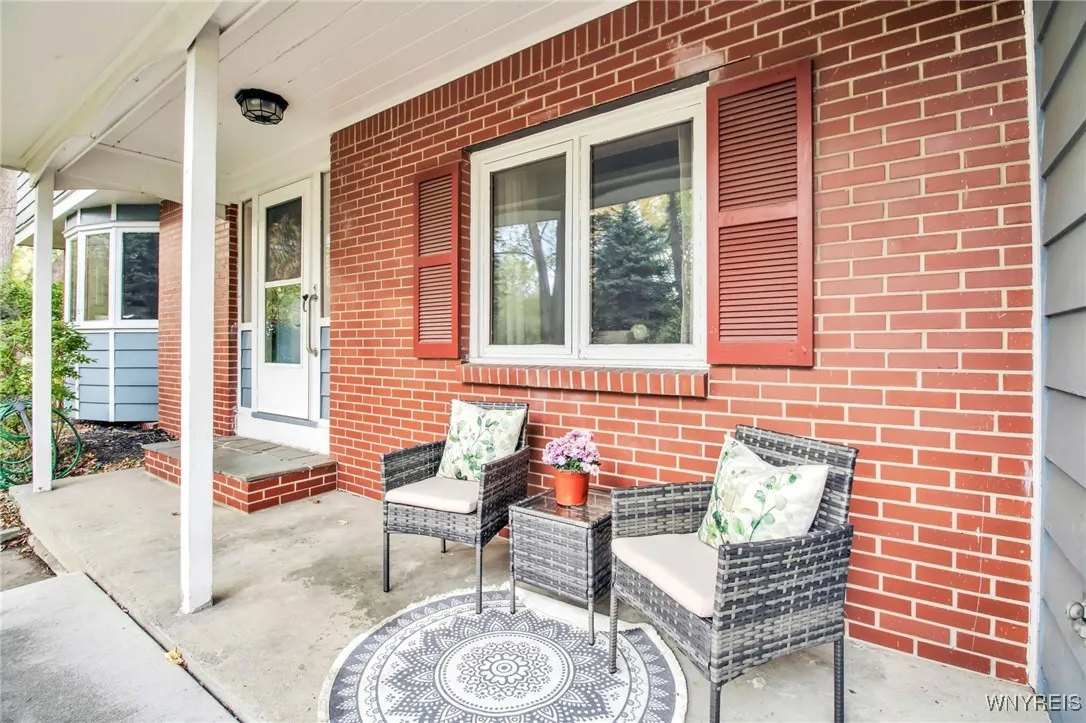 2750 Dodge Road, Amherst, New York 14051, Amherst, New York 14051, 4 Bedrooms Bedrooms, 12 Rooms Rooms,1 BathroomBathrooms,Residential,For Sale,2750 Dodge Road, Amherst, New York 14051,0,B1646660