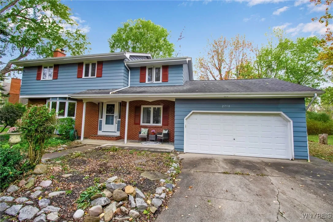 2750 Dodge Road, Amherst, New York 14051, Amherst, New York 14051, 4 Bedrooms Bedrooms, 12 Rooms Rooms,1 BathroomBathrooms,Residential,For Sale,2750 Dodge Road, Amherst, New York 14051,0,B1646660