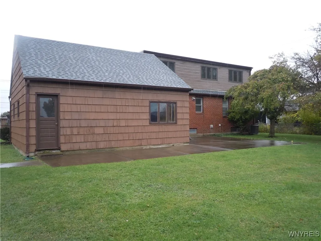 437 French Road, Cheektowaga, New York 14227, Cheektowaga, New York 14227, 4 Bedrooms Bedrooms, 8 Rooms Rooms,1 BathroomBathrooms,Residential,For Sale,437 French Road, Cheektowaga, New York 14227,0,B1643324