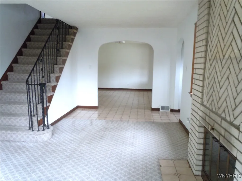 437 French Road, Cheektowaga, New York 14227, Cheektowaga, New York 14227, 4 Bedrooms Bedrooms, 8 Rooms Rooms,1 BathroomBathrooms,Residential,For Sale,437 French Road, Cheektowaga, New York 14227,0,B1643324