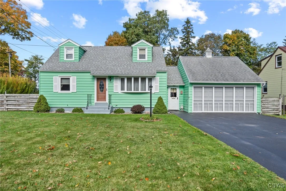 216 Dixon Drive, Camillus, New York 13219, Camillus, New York 13219, 4 Bedrooms Bedrooms, 14 Rooms Rooms,2 BathroomsBathrooms,Residential,Closed,216 Dixon Drive, Camillus, New York 13219,0,S1646575