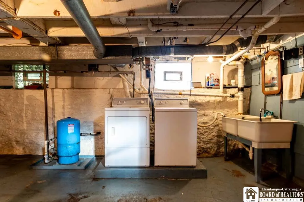 4977 Route 474, North Harmony, New York 14710, North Harmony, New York 14710, 4 Bedrooms Bedrooms, 7 Rooms Rooms,2 BathroomsBathrooms,Residential,For Sale,4977 Route 474, North Harmony, New York 14710,0,R1646060