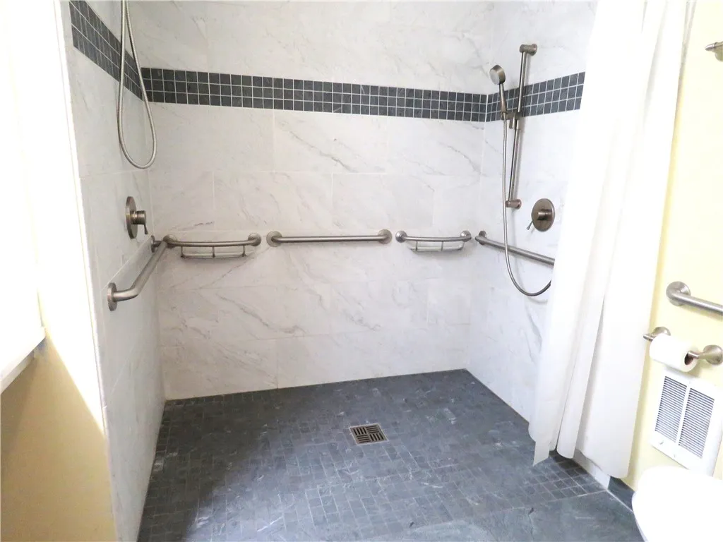 72 Harrier Circle, Henrietta, New York 14623, Henrietta, New York 14623, 2 Bedrooms Bedrooms, 7 Rooms Rooms,2 BathroomsBathrooms,Residential,For Sale,72 Harrier Circle, Henrietta, New York 14623,0,R1646521