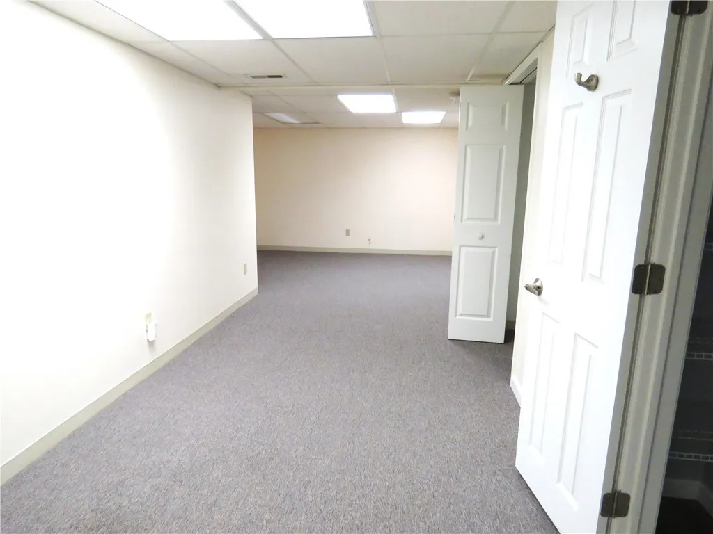 72 Harrier Circle, Henrietta, New York 14623, Henrietta, New York 14623, 2 Bedrooms Bedrooms, 7 Rooms Rooms,2 BathroomsBathrooms,Residential,For Sale,72 Harrier Circle, Henrietta, New York 14623,0,R1646521