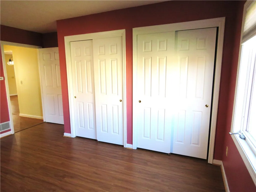 72 Harrier Circle, Henrietta, New York 14623, Henrietta, New York 14623, 2 Bedrooms Bedrooms, 7 Rooms Rooms,2 BathroomsBathrooms,Residential,For Sale,72 Harrier Circle, Henrietta, New York 14623,0,R1646521