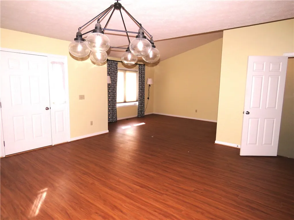 72 Harrier Circle, Henrietta, New York 14623, Henrietta, New York 14623, 2 Bedrooms Bedrooms, 7 Rooms Rooms,2 BathroomsBathrooms,Residential,For Sale,72 Harrier Circle, Henrietta, New York 14623,0,R1646521