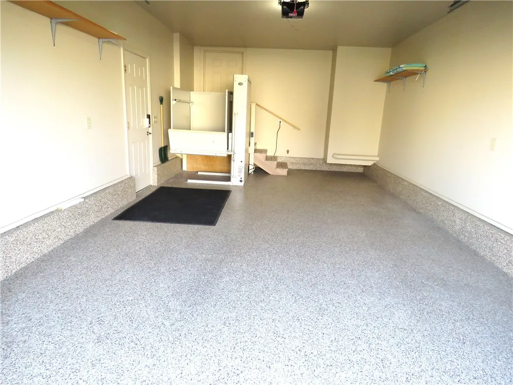 72 Harrier Circle, Henrietta, New York 14623, Henrietta, New York 14623, 2 Bedrooms Bedrooms, 7 Rooms Rooms,2 BathroomsBathrooms,Residential,For Sale,72 Harrier Circle, Henrietta, New York 14623,0,R1646521