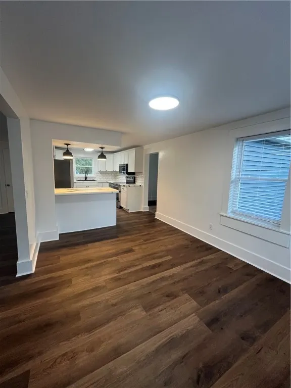 6812 Lakeside Road, Ontario, New York 14519, Ontario, New York 14519, 3 Bedrooms Bedrooms, 8 Rooms Rooms,1 BathroomBathrooms,Residential Lease,For Rent,6812 Lakeside Road, Ontario, New York 14519,0,R1646527