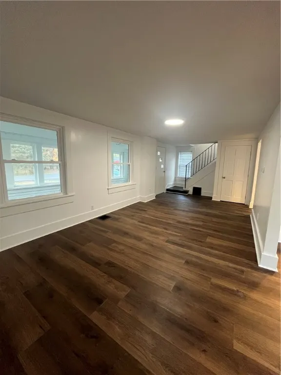 6812 Lakeside Road, Ontario, New York 14519, Ontario, New York 14519, 3 Bedrooms Bedrooms, 8 Rooms Rooms,1 BathroomBathrooms,Residential Lease,For Rent,6812 Lakeside Road, Ontario, New York 14519,0,R1646527