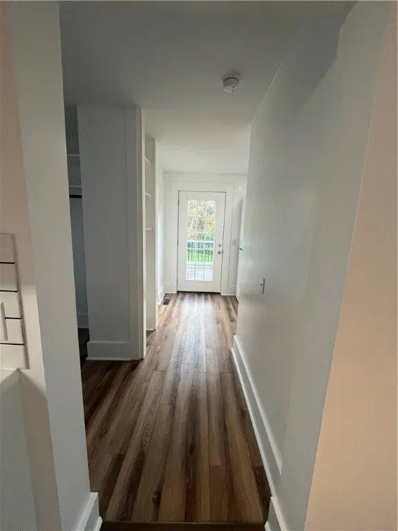 6812 Lakeside Road, Ontario, New York 14519, Ontario, New York 14519, 3 Bedrooms Bedrooms, 8 Rooms Rooms,1 BathroomBathrooms,Residential Lease,For Rent,6812 Lakeside Road, Ontario, New York 14519,0,R1646527