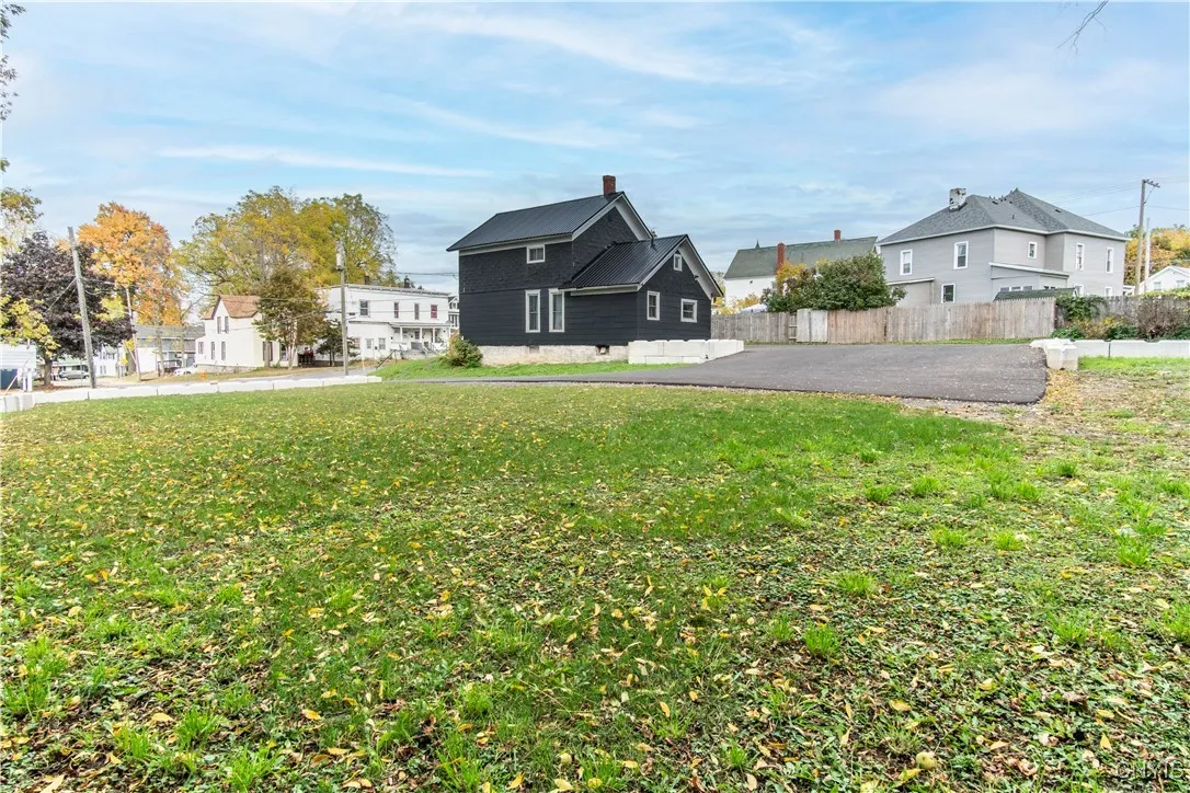 523 Arsenal Street, Watertown City, New York 13601, Watertown City, New York 13601, 3 Bedrooms Bedrooms, 9 Rooms Rooms,1 BathroomBathrooms,Residential,For Sale,523 Arsenal Street, Watertown City, New York 13601,0,S1645022