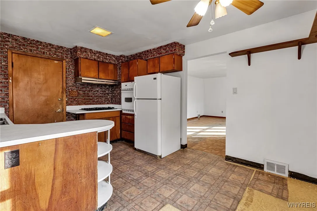 5119 Glendale Avenue, Hamburg, New York 14075, Hamburg, New York 14075, 3 Bedrooms Bedrooms, 6 Rooms Rooms,1 BathroomBathrooms,Residential,Closed,5119 Glendale Avenue, Hamburg, New York 14075,0,B1646532