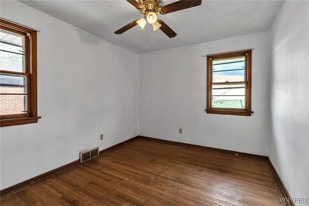 5119 Glendale Avenue, Hamburg, New York 14075, Hamburg, New York 14075, 3 Bedrooms Bedrooms, 6 Rooms Rooms,1 BathroomBathrooms,Residential,Closed,5119 Glendale Avenue, Hamburg, New York 14075,0,B1646532