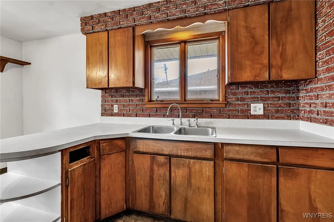 5119 Glendale Avenue, Hamburg, New York 14075, Hamburg, New York 14075, 3 Bedrooms Bedrooms, 6 Rooms Rooms,1 BathroomBathrooms,Residential,Closed,5119 Glendale Avenue, Hamburg, New York 14075,0,B1646532