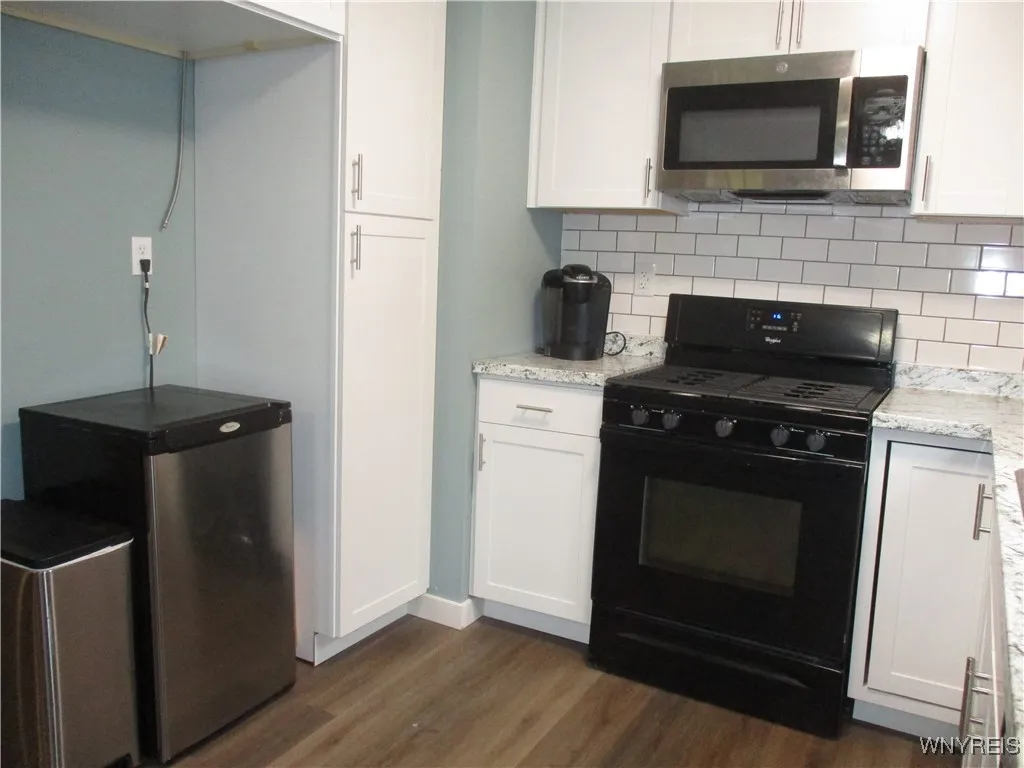 5829 Lakeview Terrace, Hamburg, New York 14085, Hamburg, New York 14085, 2 Bedrooms Bedrooms, 7 Rooms Rooms,1 BathroomBathrooms,Residential,For Sale,5829 Lakeview Terrace, Hamburg, New York 14085,0,B1646663