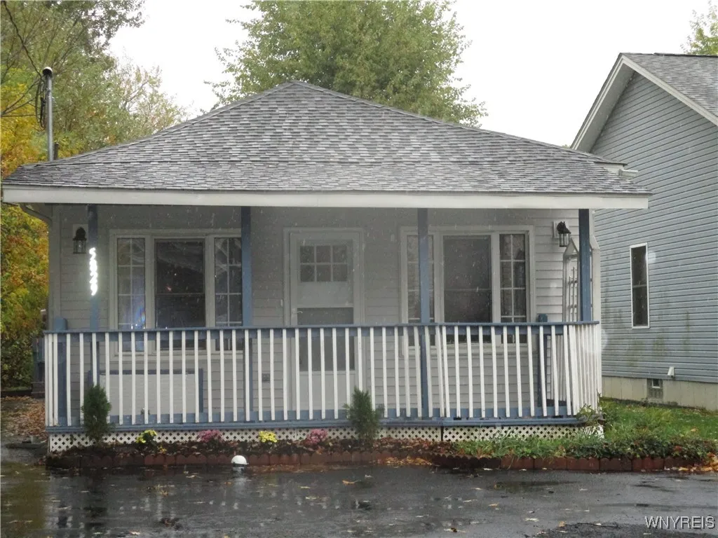 5829 Lakeview Terrace, Hamburg, New York 14085, Hamburg, New York 14085, 2 Bedrooms Bedrooms, 7 Rooms Rooms,1 BathroomBathrooms,Residential,For Sale,5829 Lakeview Terrace, Hamburg, New York 14085,0,B1646663