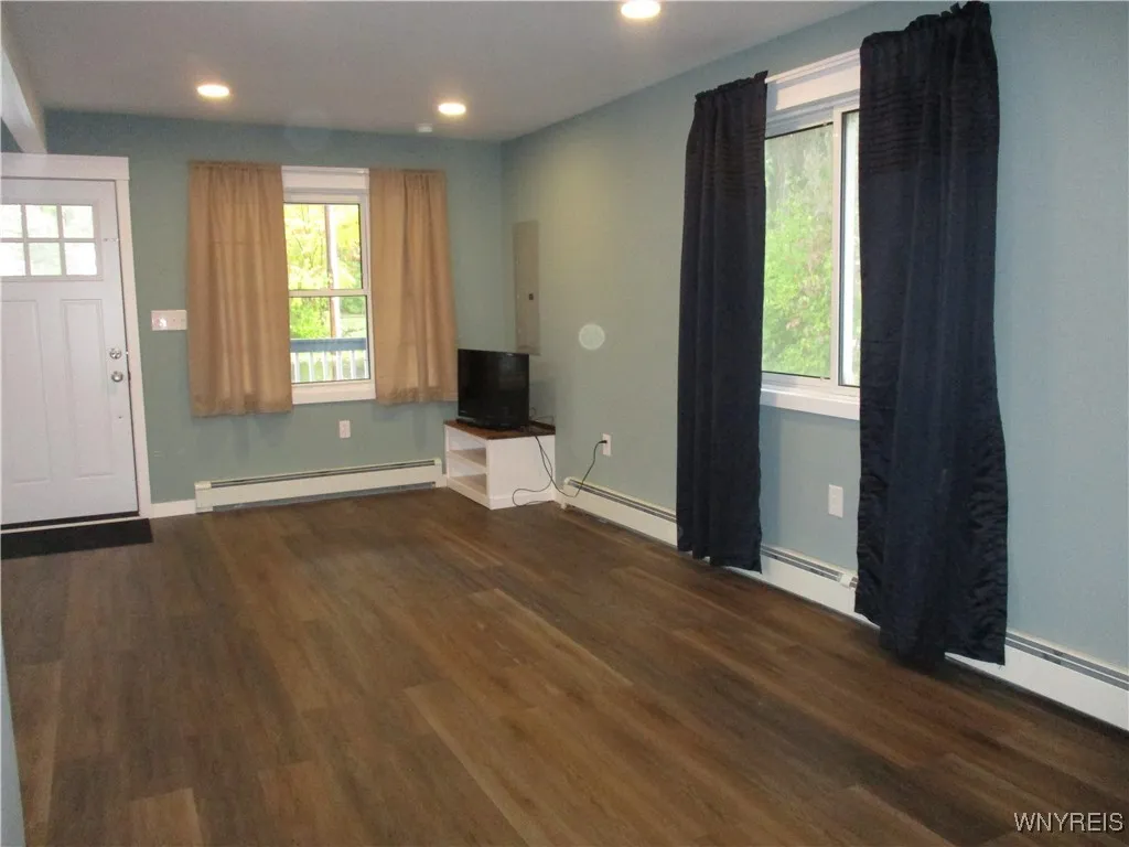 5829 Lakeview Terrace, Hamburg, New York 14085, Hamburg, New York 14085, 2 Bedrooms Bedrooms, 7 Rooms Rooms,1 BathroomBathrooms,Residential,For Sale,5829 Lakeview Terrace, Hamburg, New York 14085,0,B1646663