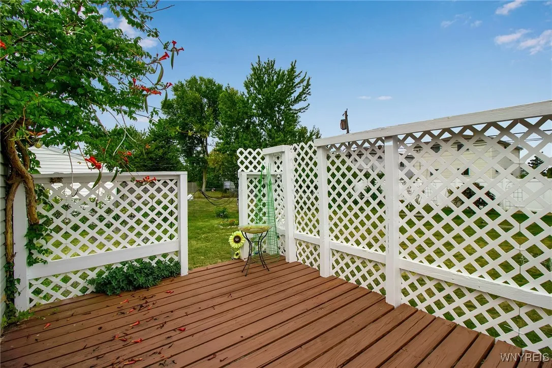 428 Mcconkey Drive, Tonawanda, New York 14223, Tonawanda, New York 14223, 3 Bedrooms Bedrooms, 5 Rooms Rooms,1 BathroomBathrooms,Residential,For Sale,428 Mcconkey Drive, Tonawanda, New York 14223,0,B1642653