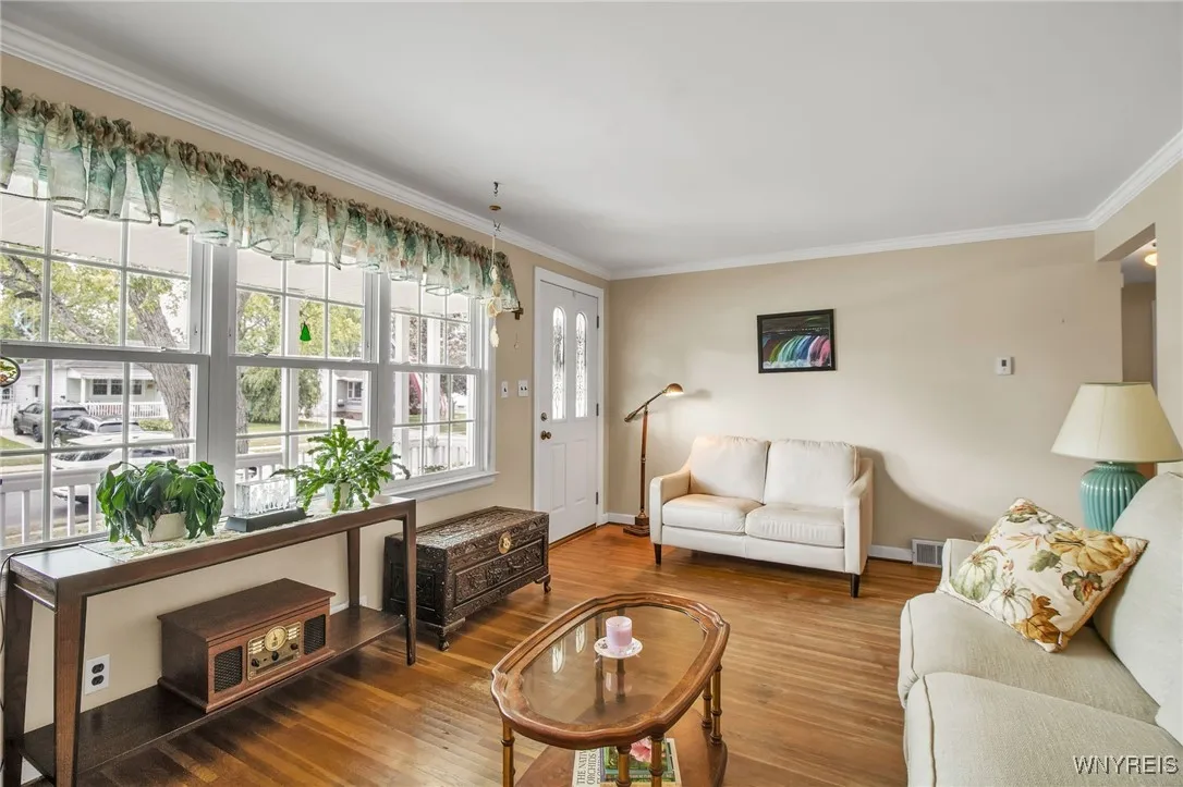 428 Mcconkey Drive, Tonawanda, New York 14223, Tonawanda, New York 14223, 3 Bedrooms Bedrooms, 5 Rooms Rooms,1 BathroomBathrooms,Residential,For Sale,428 Mcconkey Drive, Tonawanda, New York 14223,0,B1642653