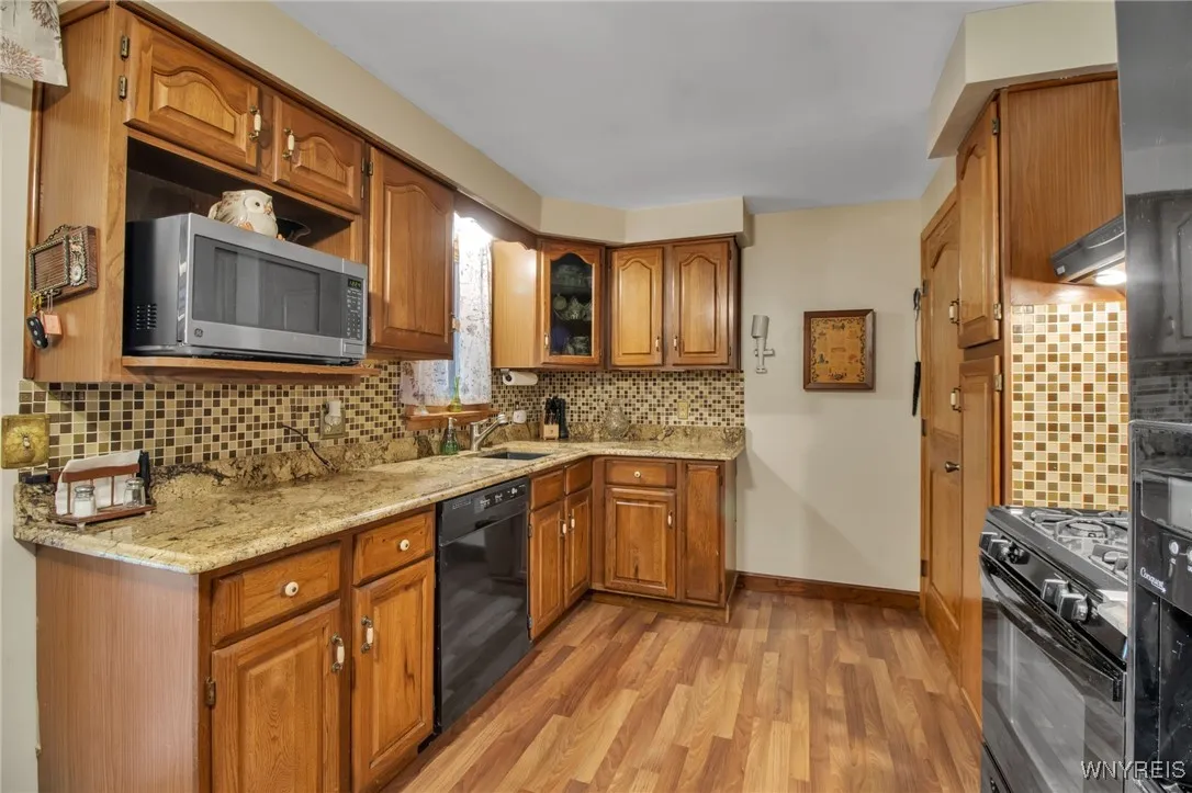 428 Mcconkey Drive, Tonawanda, New York 14223, Tonawanda, New York 14223, 3 Bedrooms Bedrooms, 5 Rooms Rooms,1 BathroomBathrooms,Residential,For Sale,428 Mcconkey Drive, Tonawanda, New York 14223,0,B1642653