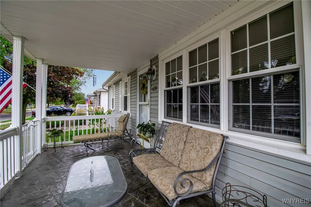 428 Mcconkey Drive, Tonawanda, New York 14223, Tonawanda, New York 14223, 3 Bedrooms Bedrooms, 5 Rooms Rooms,1 BathroomBathrooms,Residential,For Sale,428 Mcconkey Drive, Tonawanda, New York 14223,0,B1642653