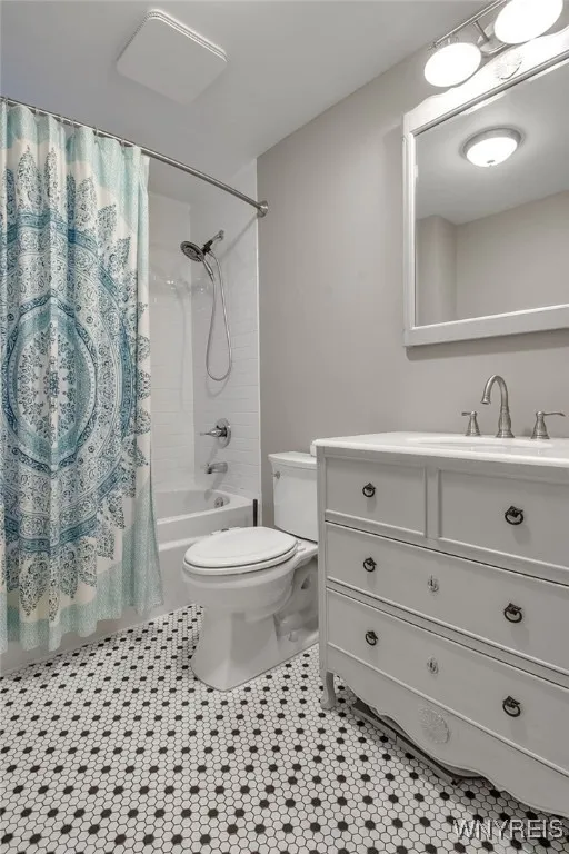 288 Baynes Street, Buffalo, New York 14213, Buffalo, New York 14213, 4 Bedrooms Bedrooms, 7 Rooms Rooms,2 BathroomsBathrooms,Residential,Closed,288 Baynes Street, Buffalo, New York 14213,0,B1646247